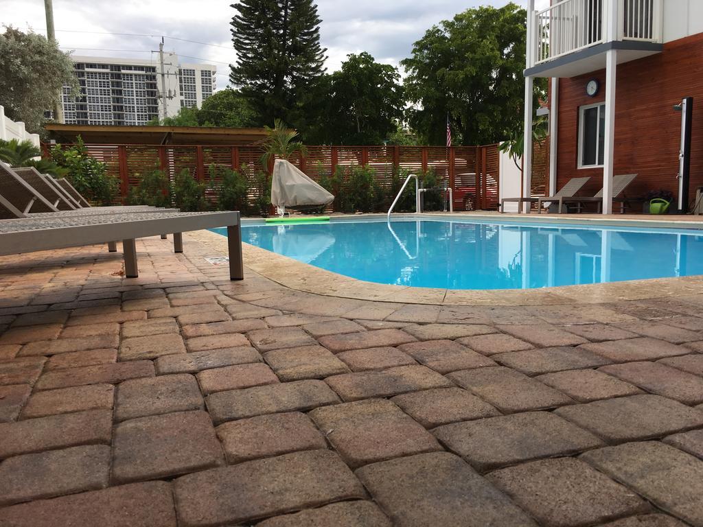 Wave Beach Vacation Rentals Pompano Beach Exterior foto